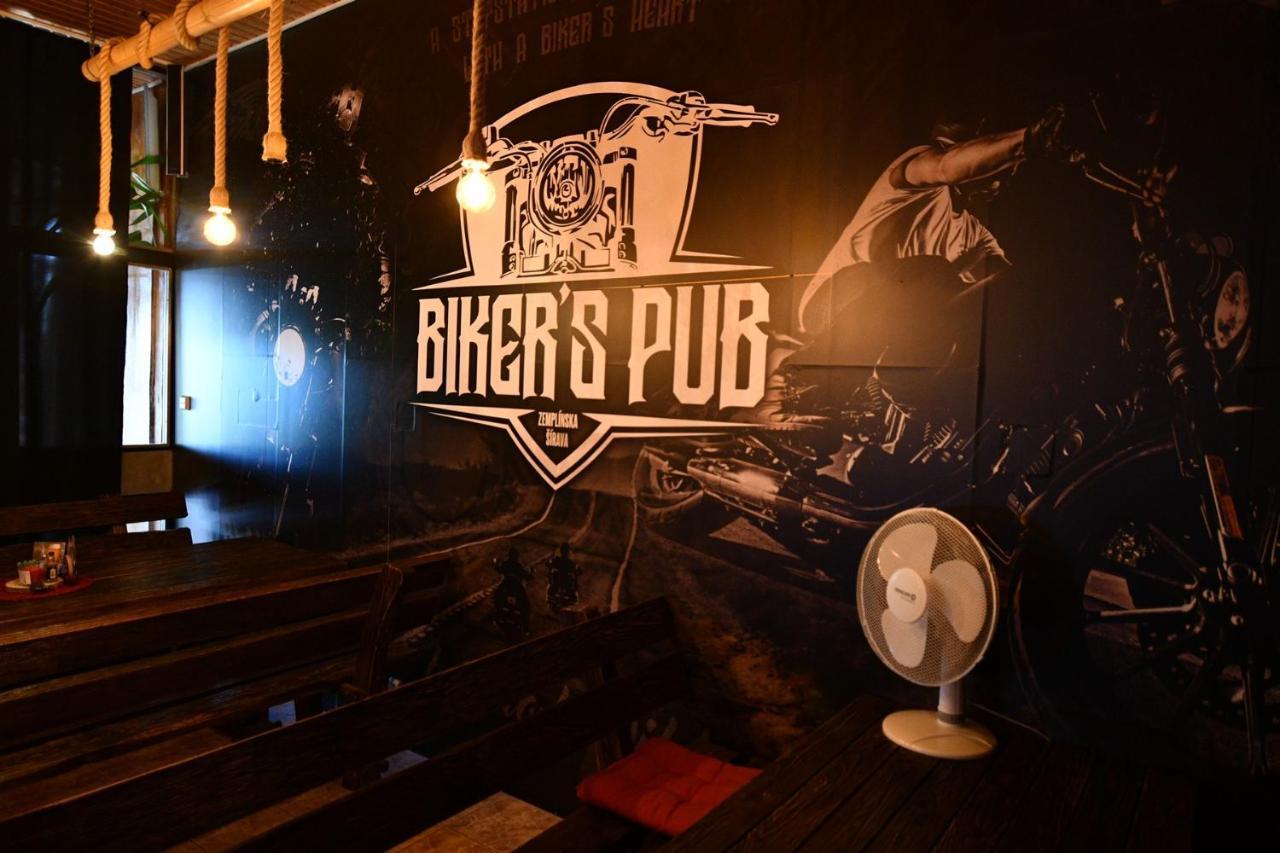 Penzion Biker'S Kaluza Exterior photo